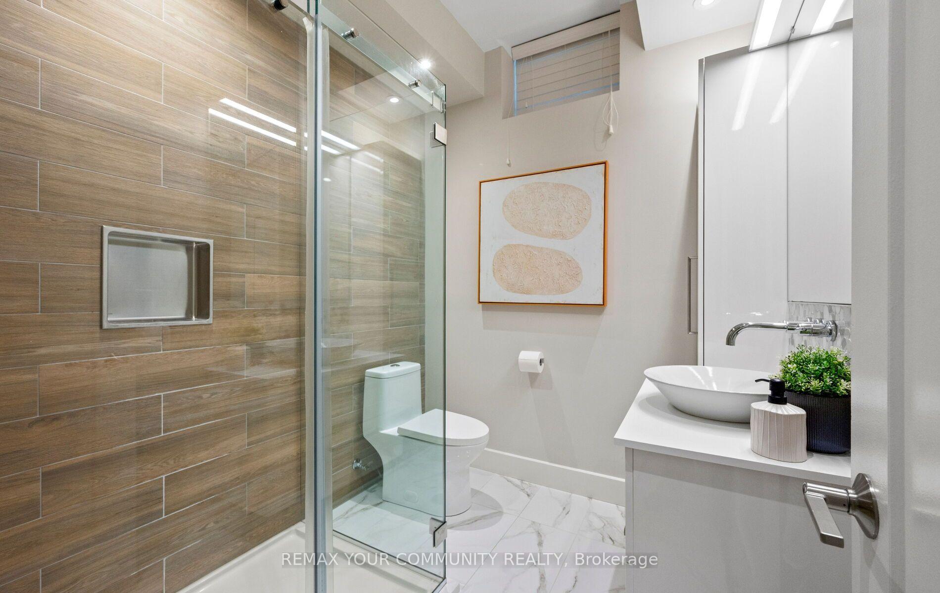 Photo 40 of 21 Lilly Valley Crescent S, King, King City — HOMEH