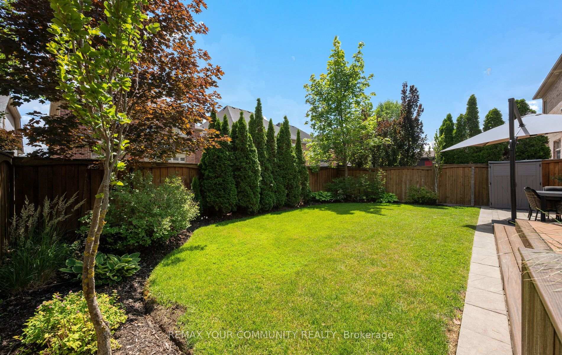 Photo 45 of 21 Lilly Valley Crescent S, King, King City — HOMEH