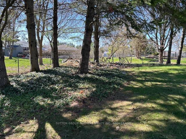 Photo 31 of 1496 Sydenham Road, Kingston, City North of 401 — HOMEH