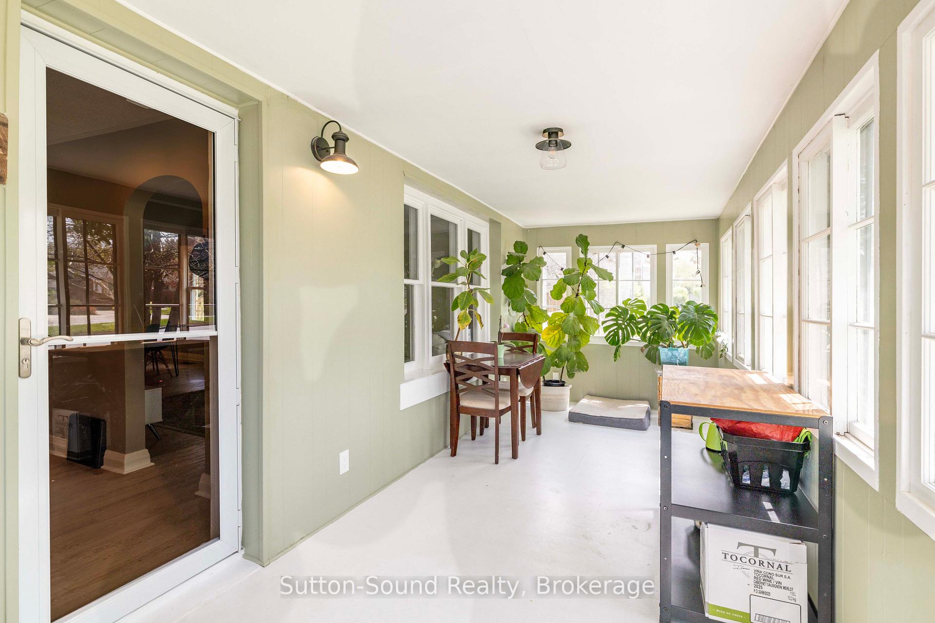 Photo 6 of 740 6th Street E, Owen Sound — HOMEH