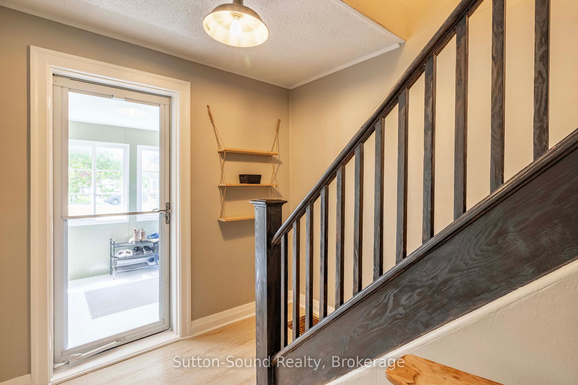 Photo 7 of 740 6th Street E, Owen Sound — HOMEH
