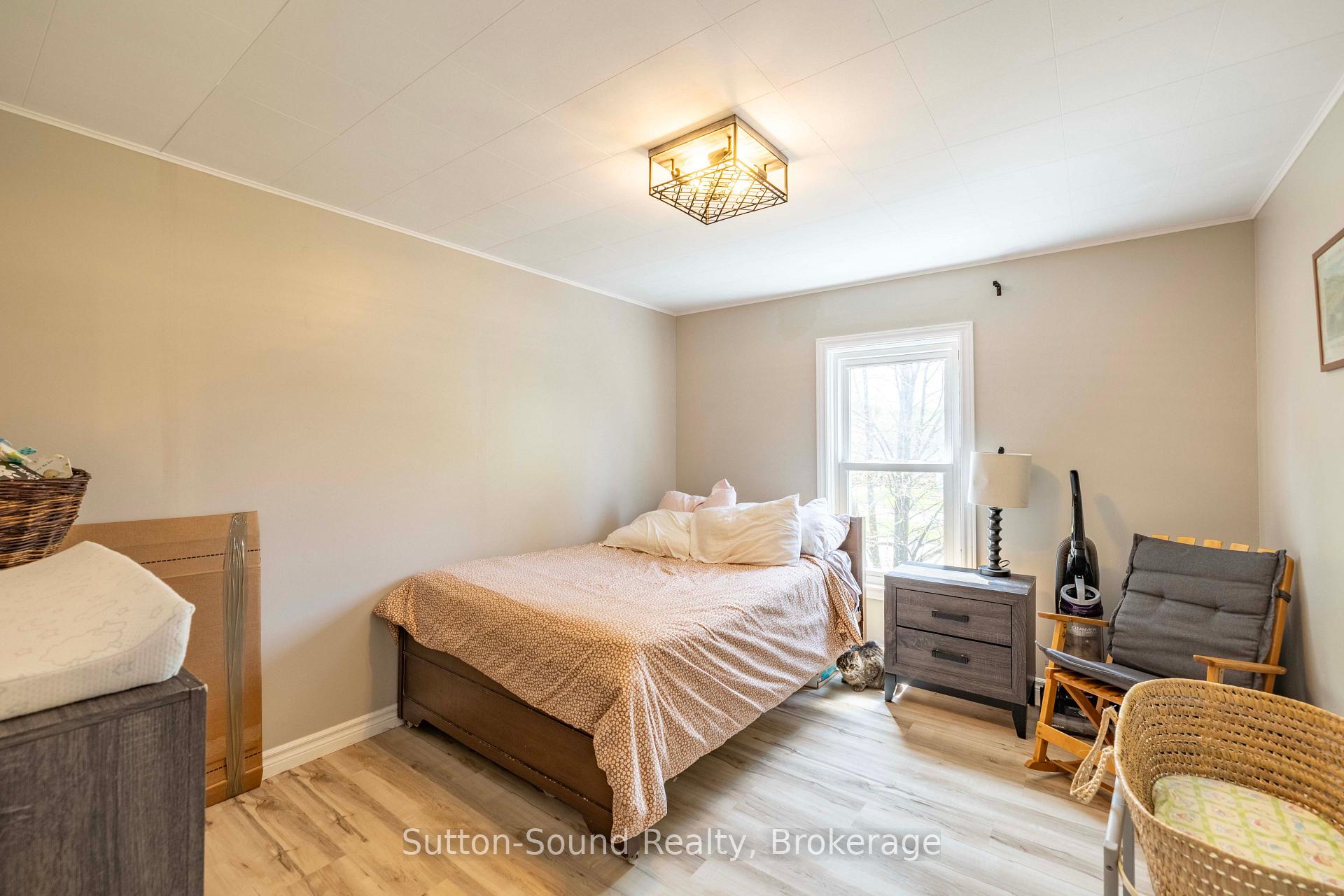 Photo 20 of 740 6th Street E, Owen Sound — HOMEH