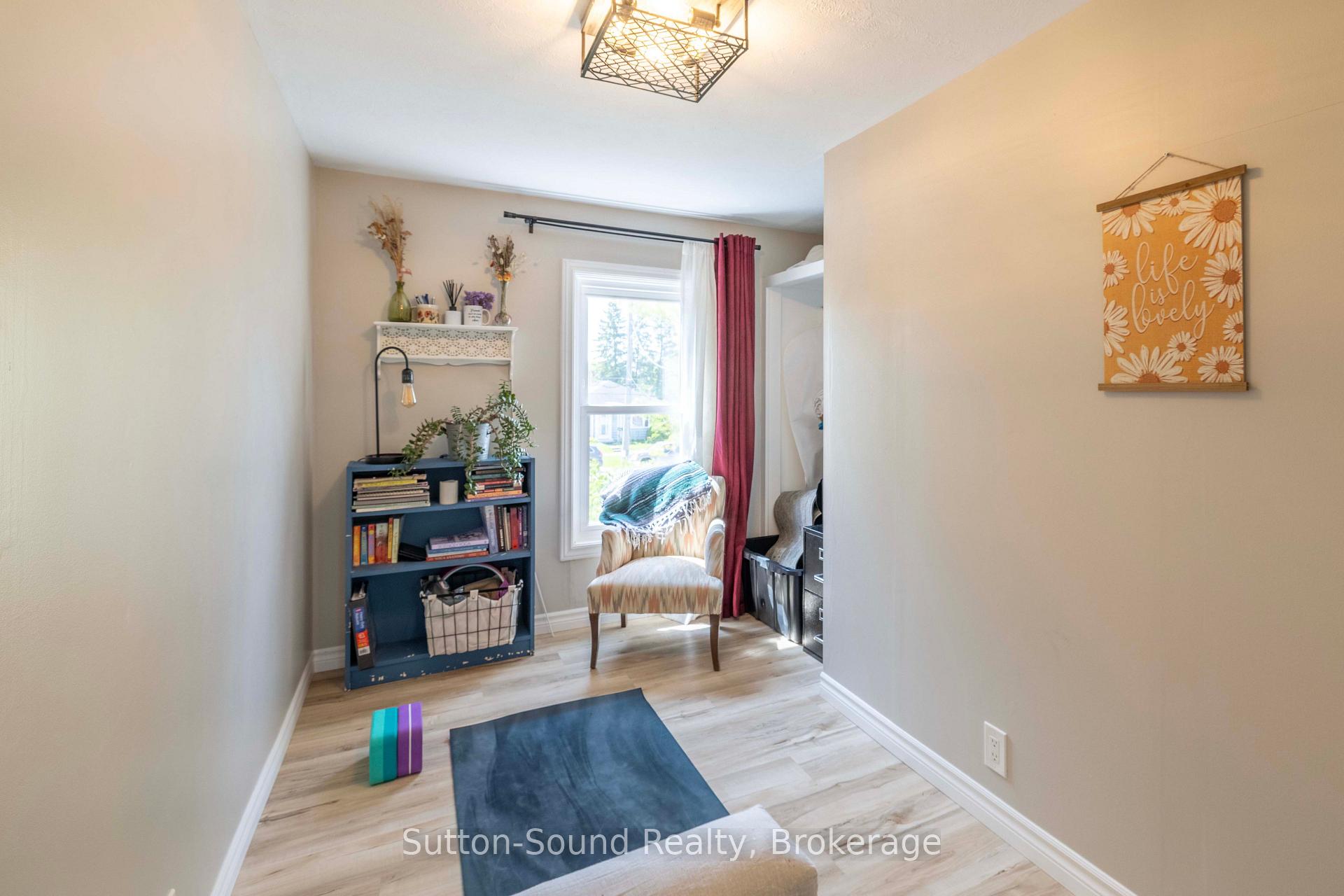 Photo 21 of 740 6th Street E, Owen Sound — HOMEH