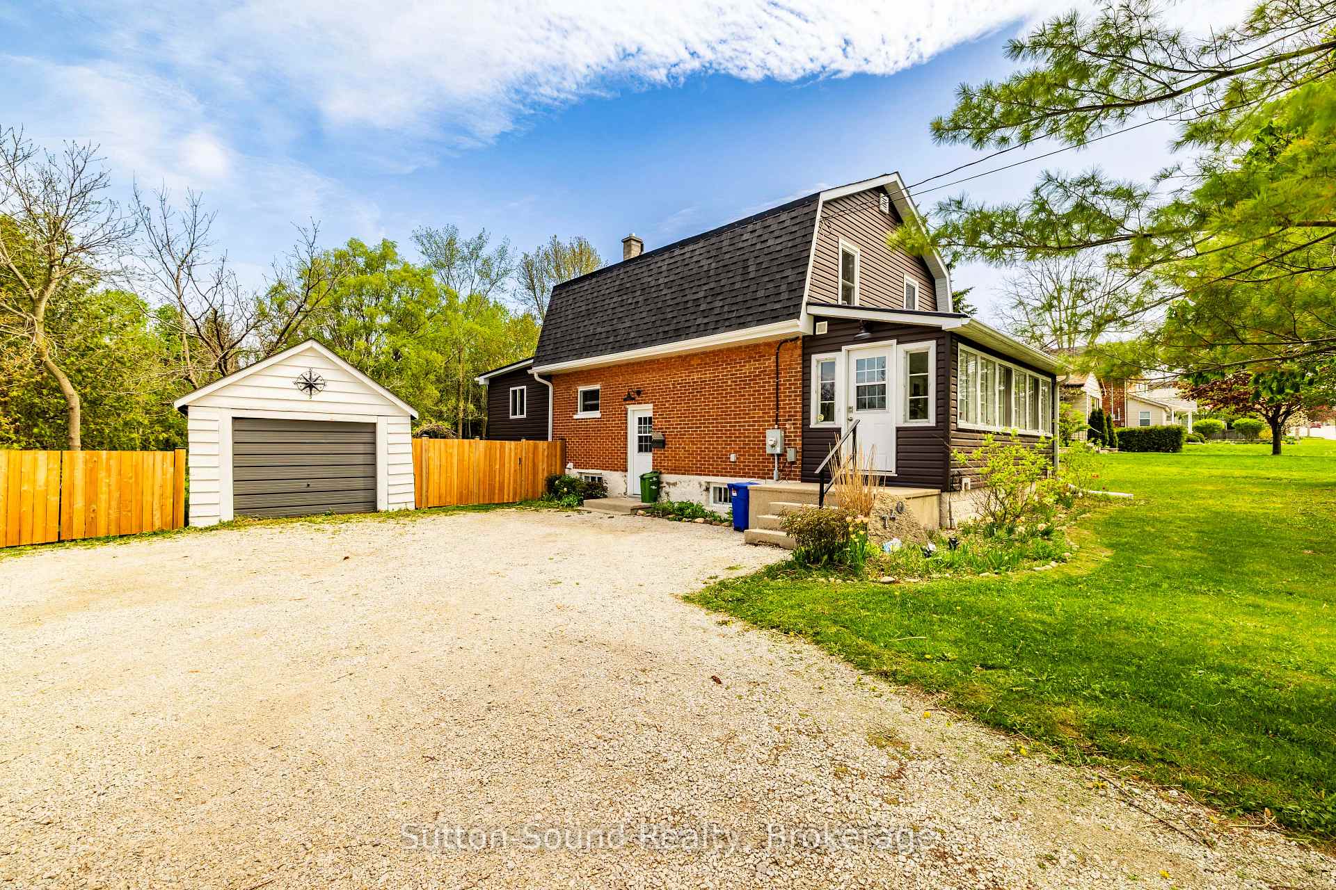 Photo 24 of 740 6th Street E, Owen Sound — HOMEH