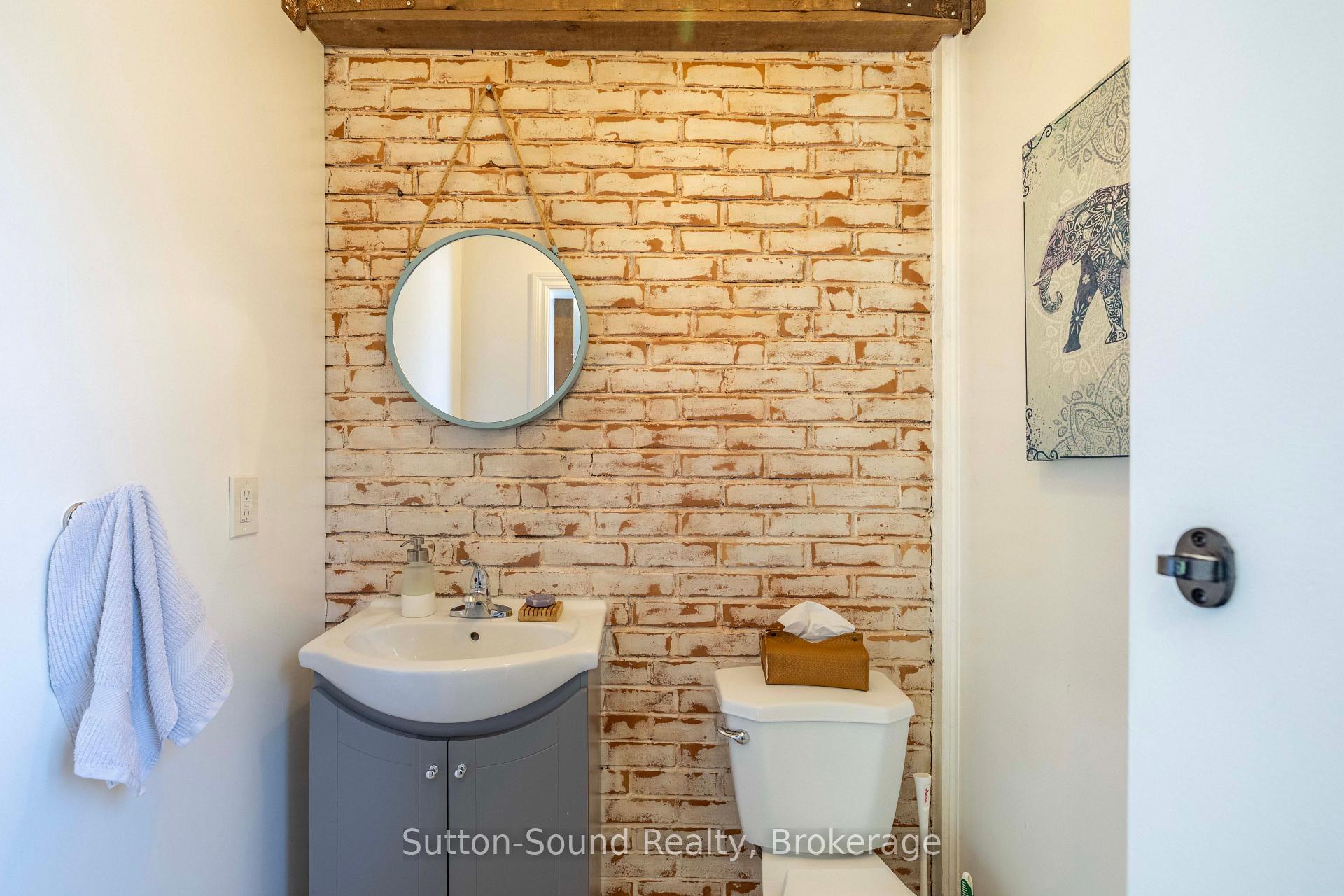 Photo 25 of 740 6th Street E, Owen Sound — HOMEH