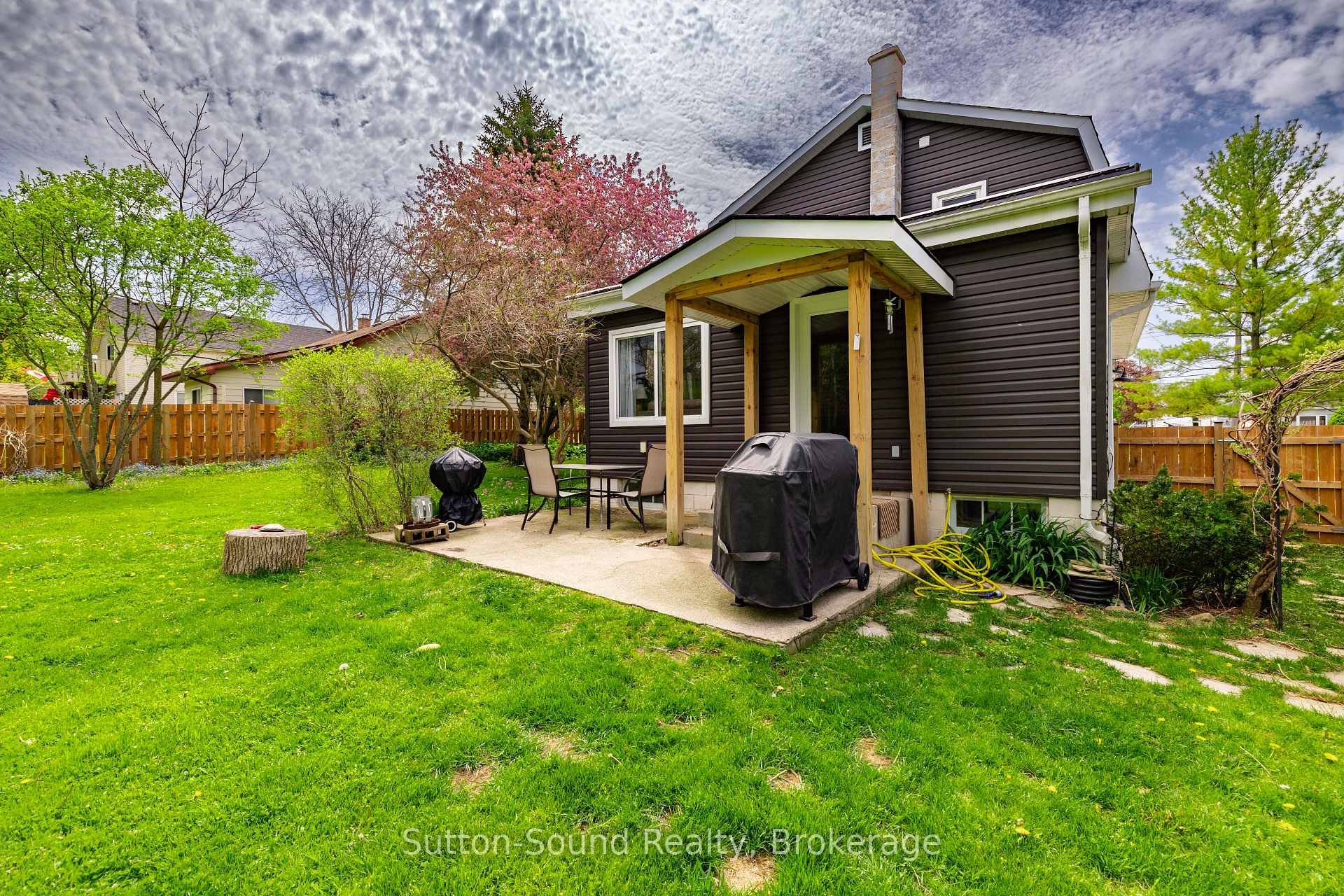 Photo 29 of 740 6th Street E, Owen Sound — HOMEH
