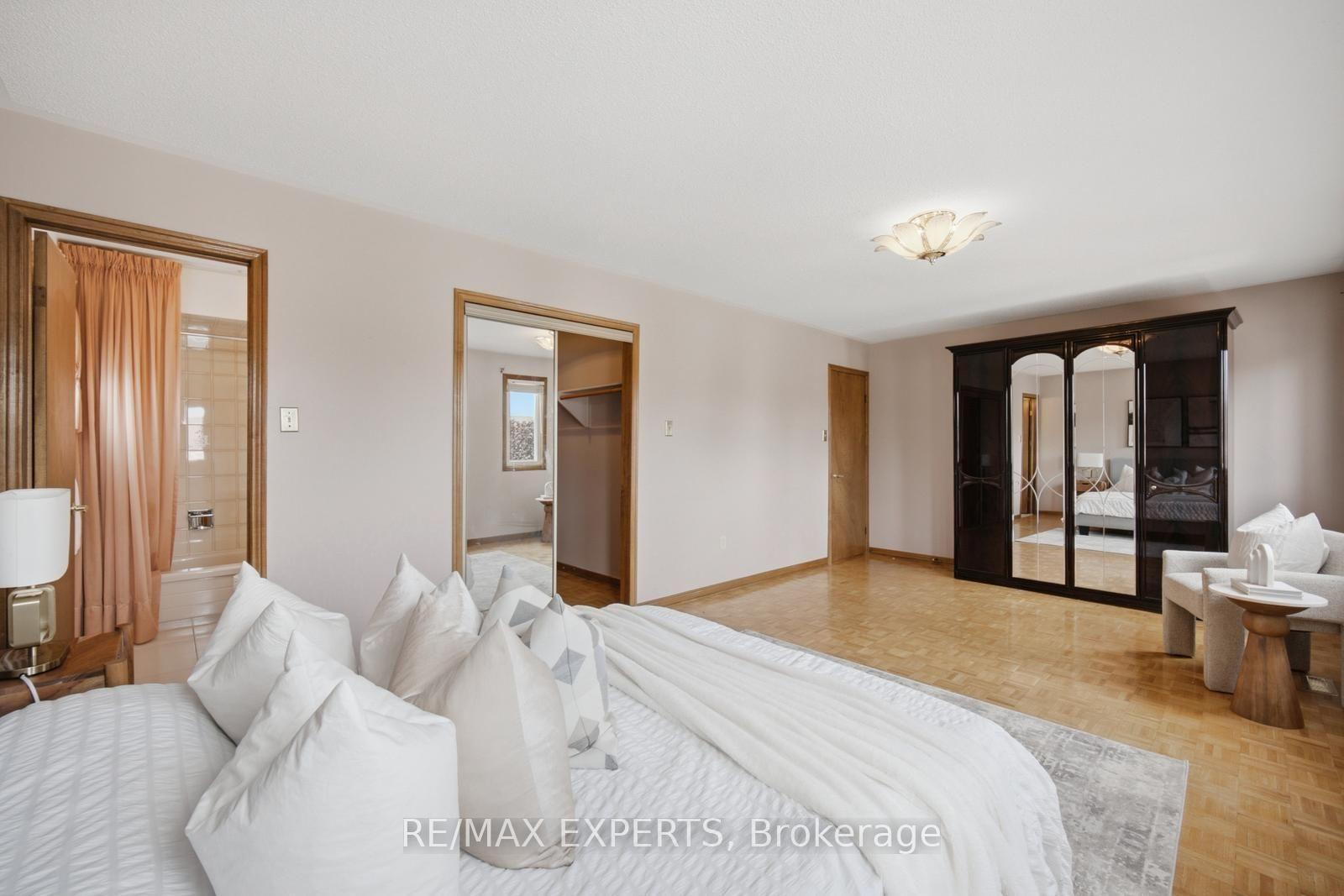 Photo 26 of 221 Judith Avenue, Vaughan, Brownridge — HOMEH