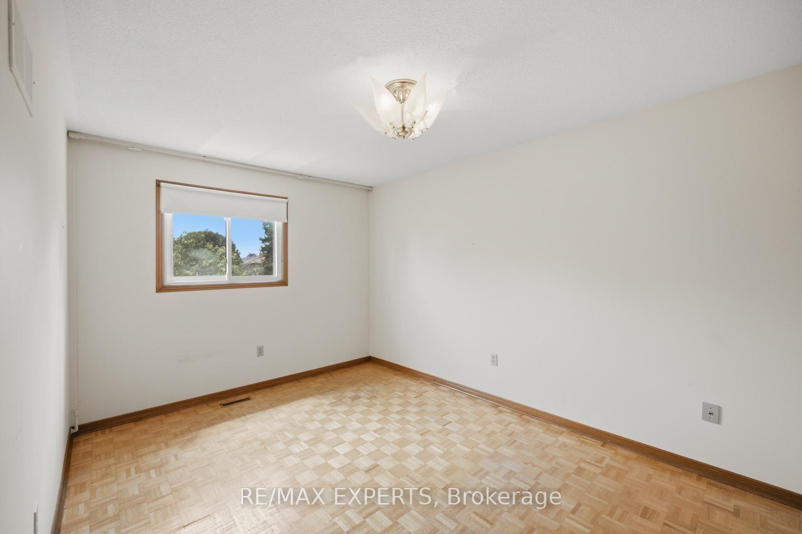 Photo 29 of 221 Judith Avenue, Vaughan, Brownridge — HOMEH