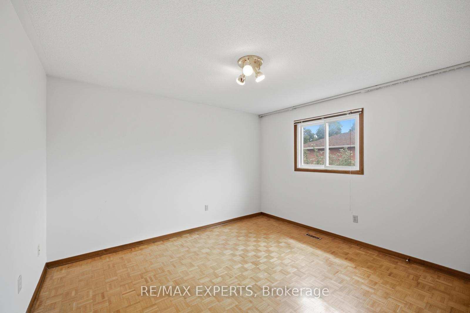 Photo 32 of 221 Judith Avenue, Vaughan, Brownridge — HOMEH