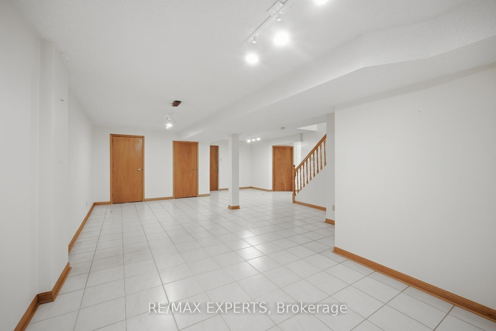 Photo 38 of 221 Judith Avenue, Vaughan, Brownridge — HOMEH