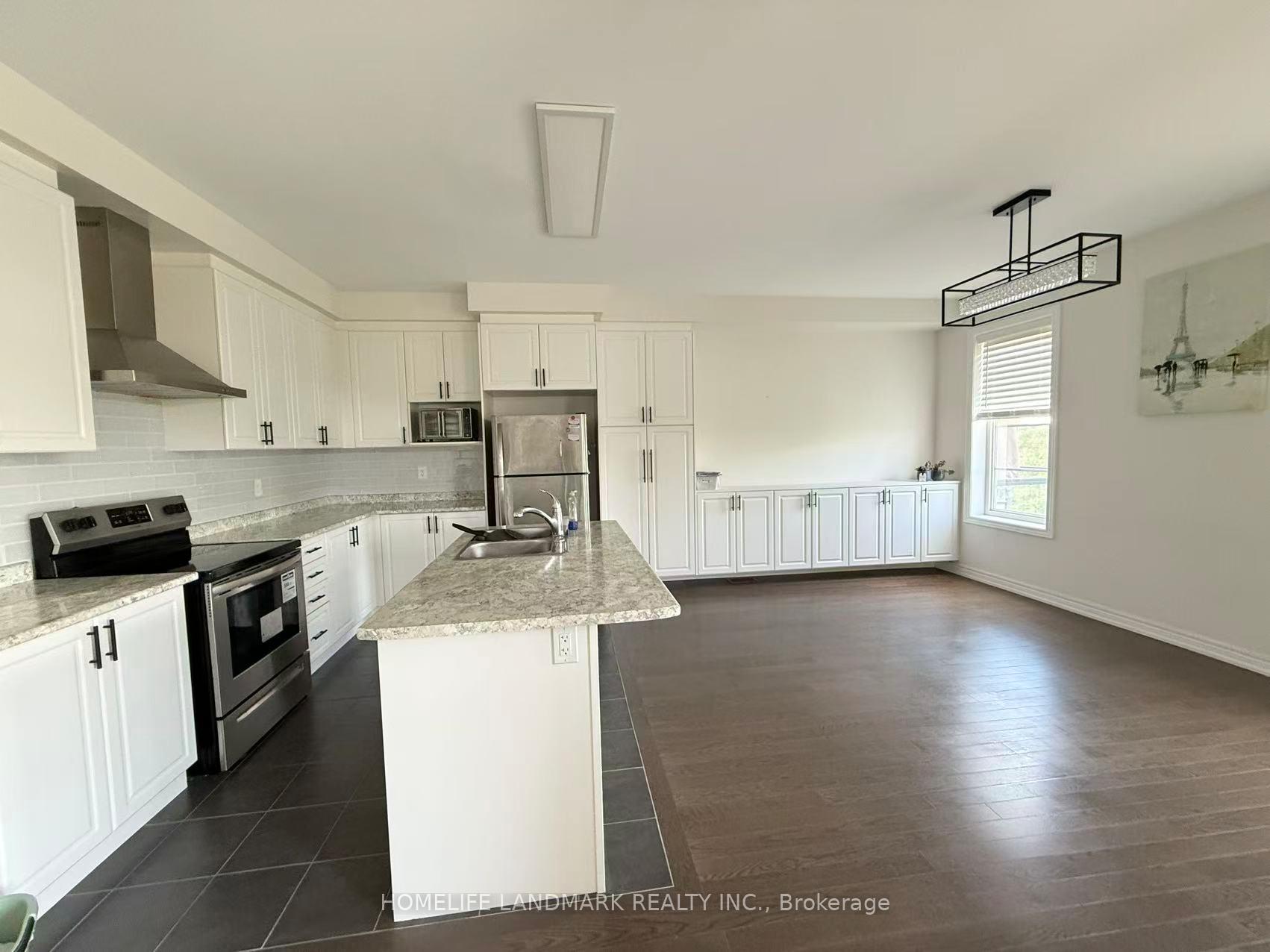 Photo 4 of 156 Decast Crescent, Markham, Box Grove — HOMEH