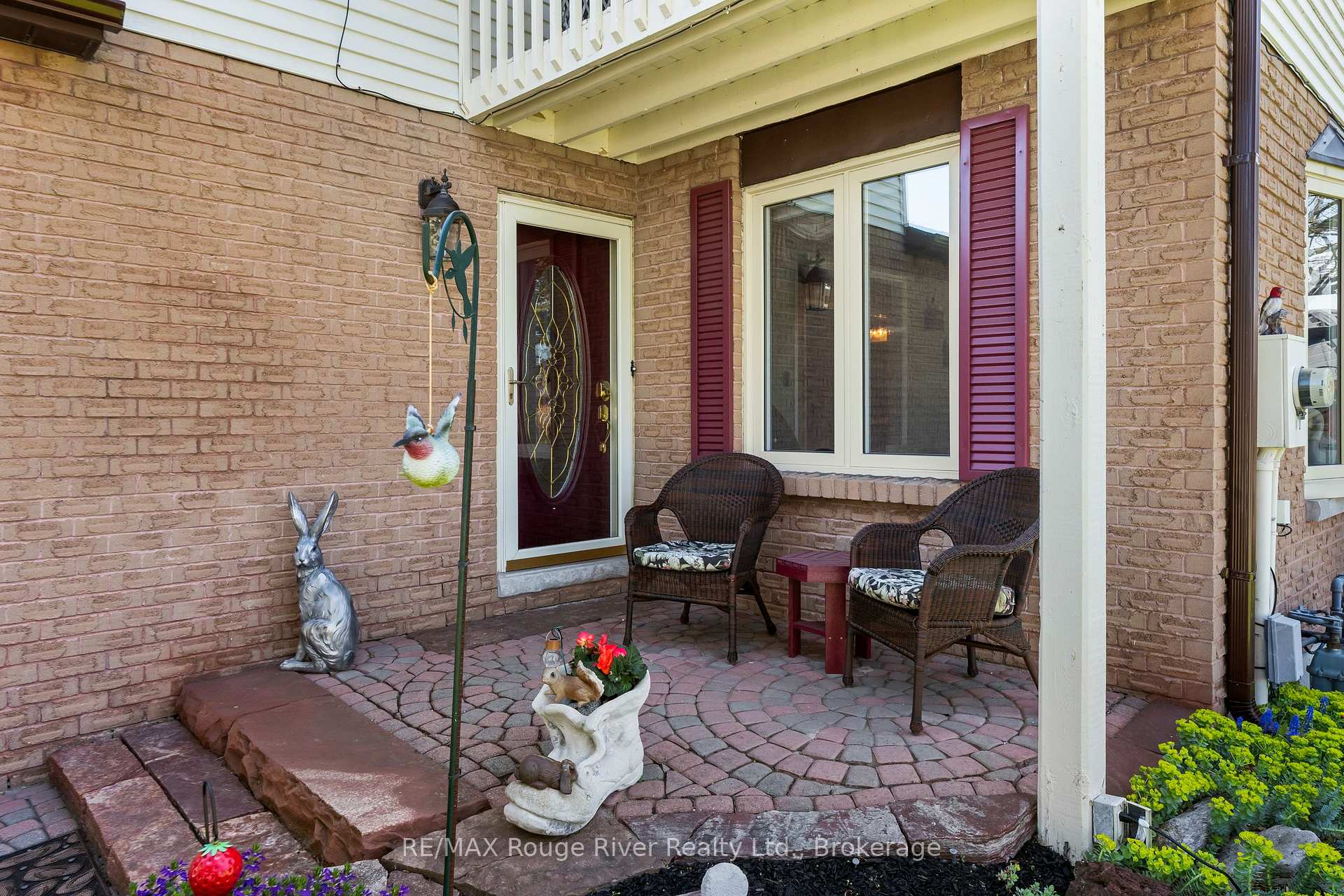 Photo 4 of 1003 Renaissance Drive, Oshawa, Lakeview — HOMEH