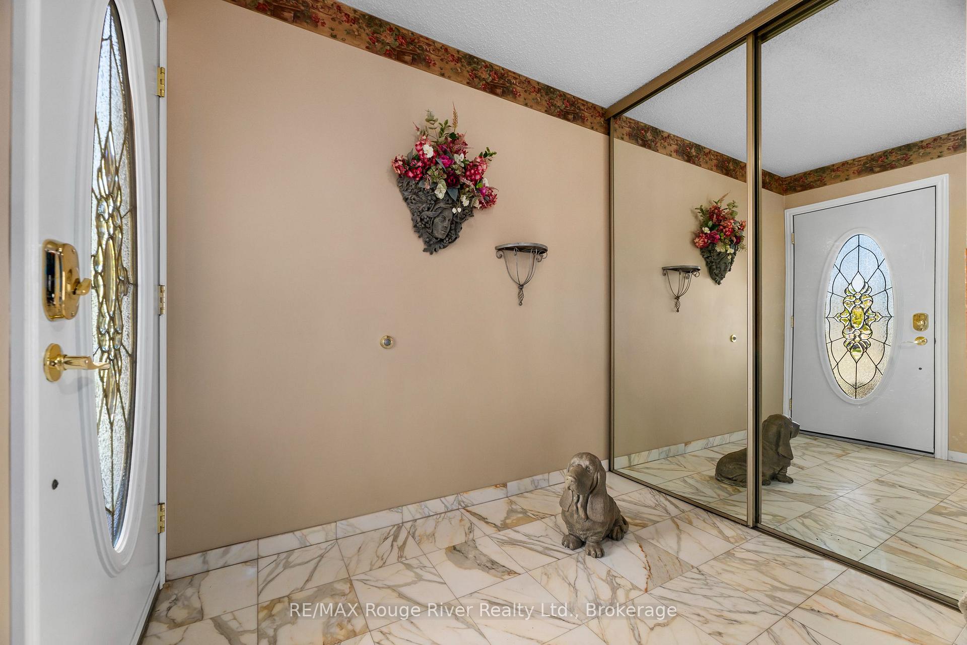 Photo 8 of 1003 Renaissance Drive, Oshawa, Lakeview — HOMEH
