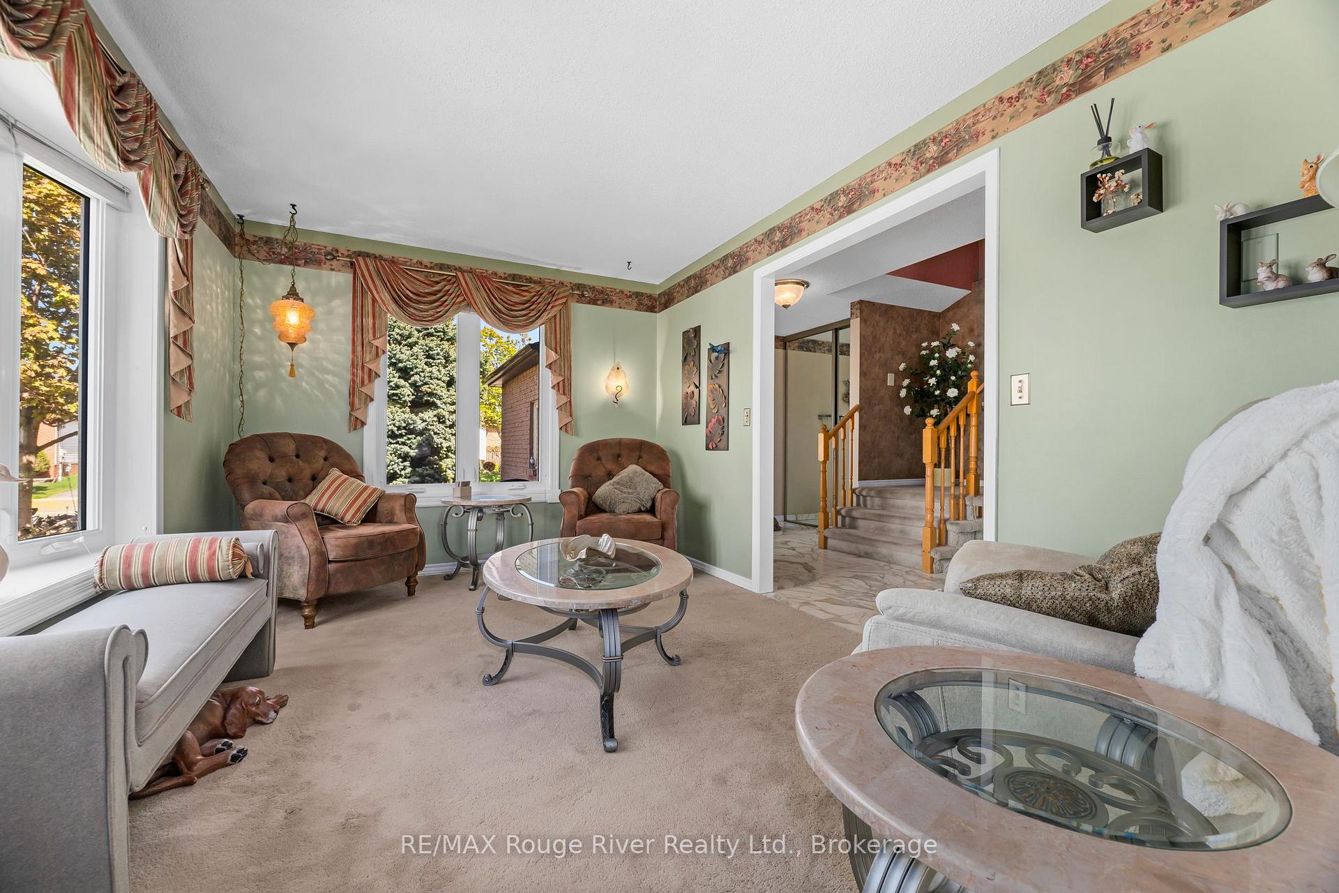Photo 12 of 1003 Renaissance Drive, Oshawa, Lakeview — HOMEH