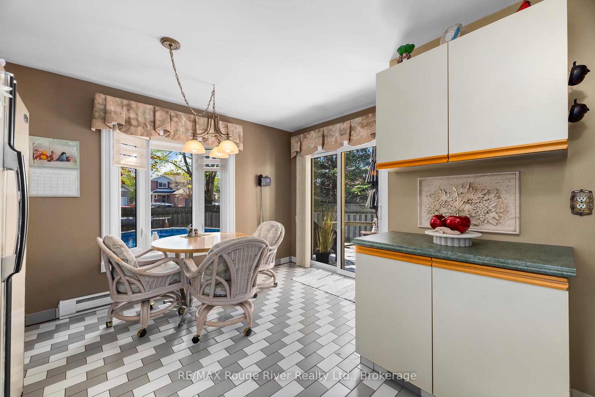 Photo 19 of 1003 Renaissance Drive, Oshawa, Lakeview — HOMEH