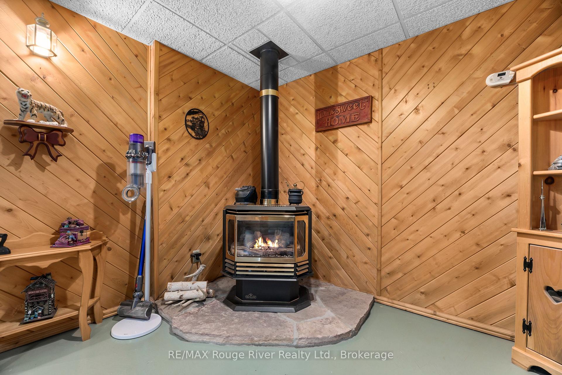 Photo 29 of 1003 Renaissance Drive, Oshawa, Lakeview — HOMEH