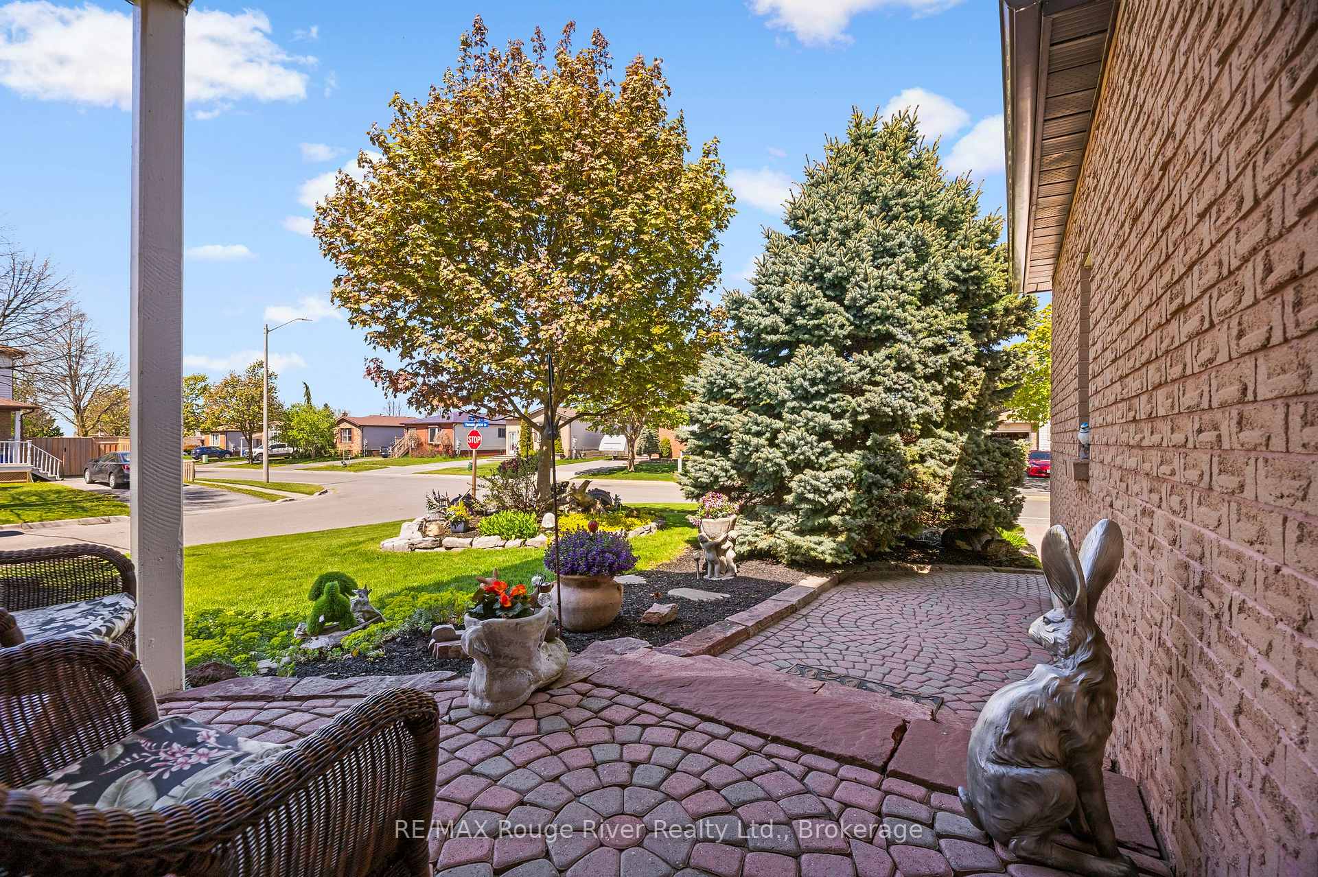 Photo 38 of 1003 Renaissance Drive, Oshawa, Lakeview — HOMEH