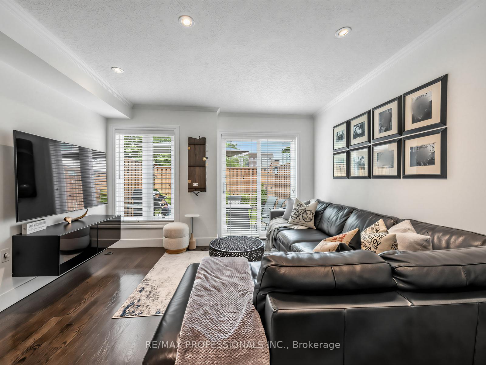 Photo 13 of Unit 32, 220 Manitoba Street, Etobicoke, Mimico — HOMEH