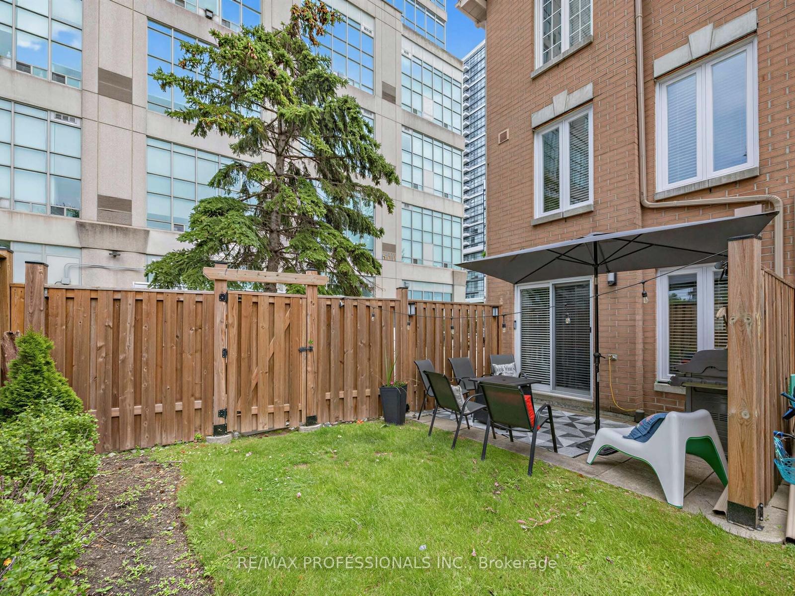 Photo 47 of Unit 32, 220 Manitoba Street, Etobicoke, Mimico — HOMEH