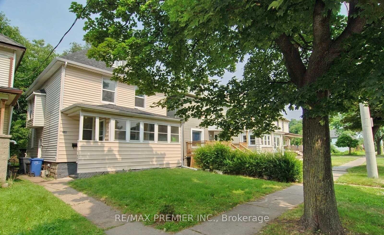 Photo of 3588 Sandwich Street
