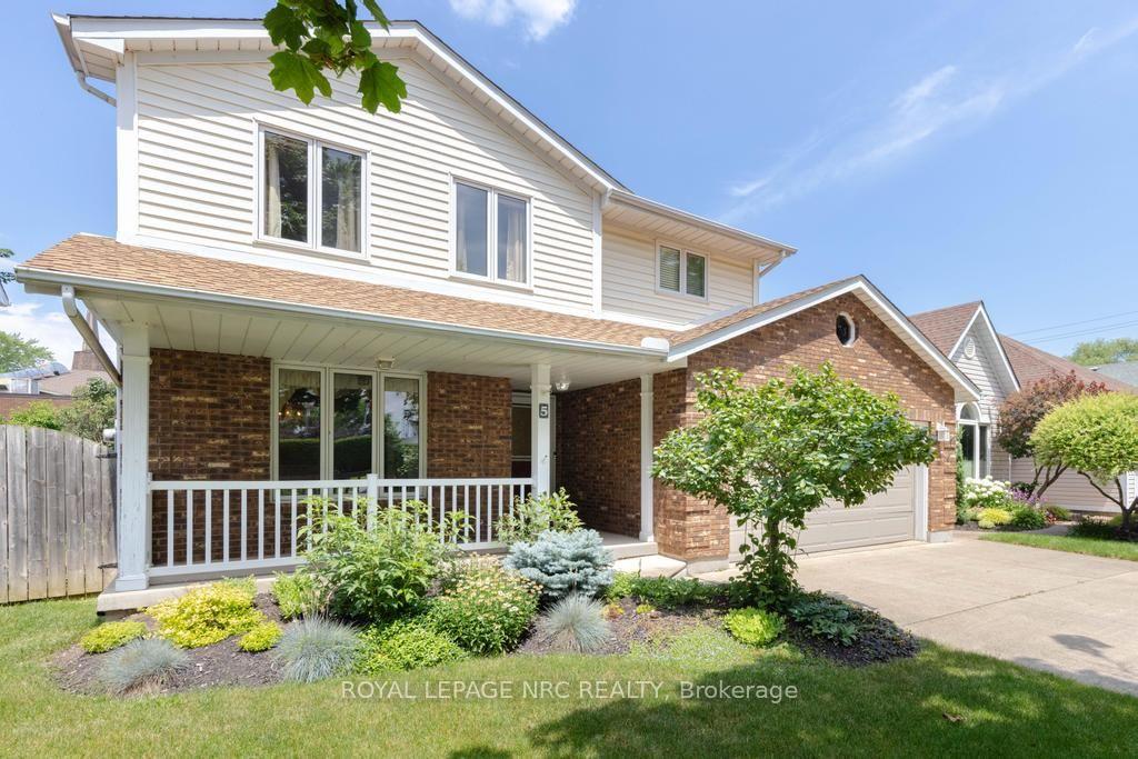 Photo 3 of 5 Bahama Bay, St. Catharines, Bunting/Linwell — HOMEH