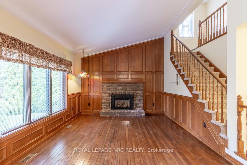 Photo 11 of 5 Bahama Bay, St. Catharines, Bunting/Linwell — HOMEH