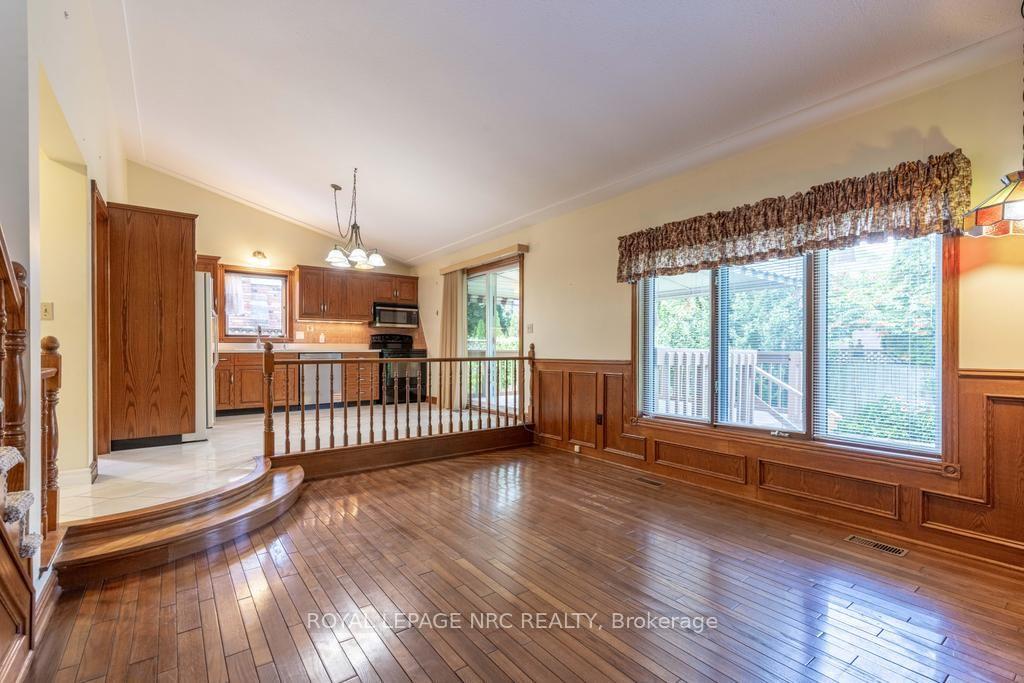 Photo 12 of 5 Bahama Bay, St. Catharines, Bunting/Linwell — HOMEH