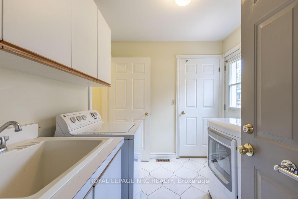 Photo 17 of 5 Bahama Bay, St. Catharines, Bunting/Linwell — HOMEH