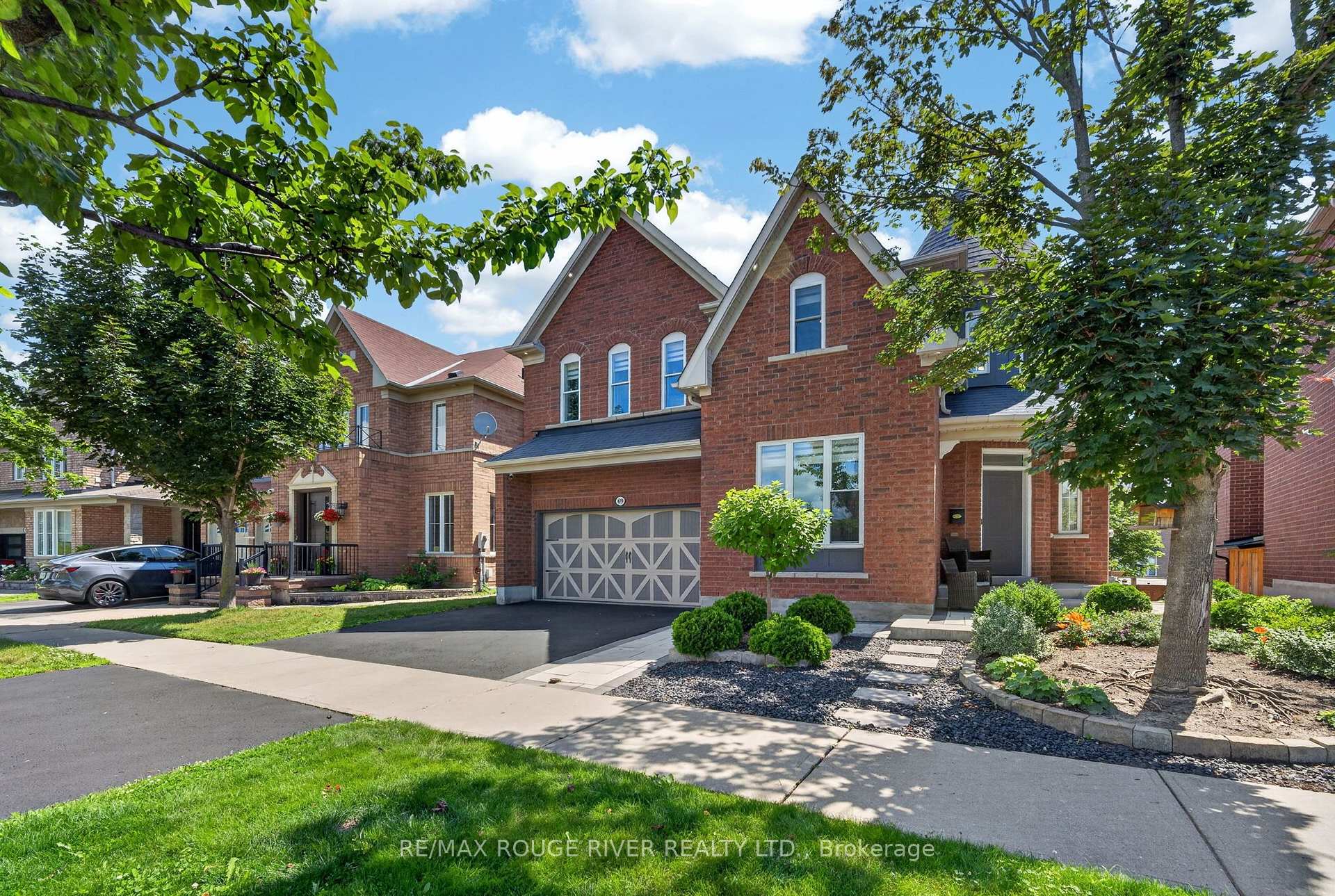Photo 2 of 69 Gillett Drive, Ajax, Northeast Ajax — HOMEH