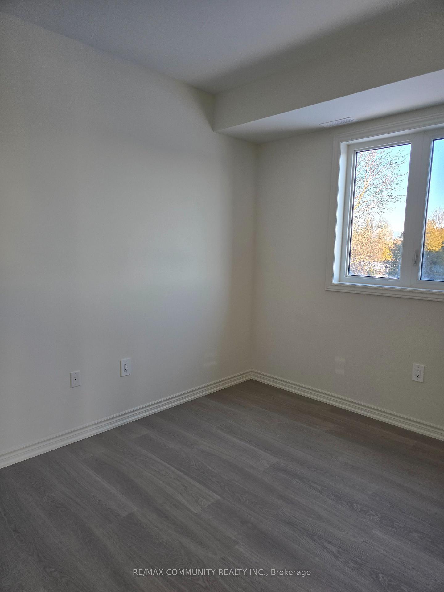 Photo 15 of 79 Rackham Lane, Clarington, Courtice — HOMEH