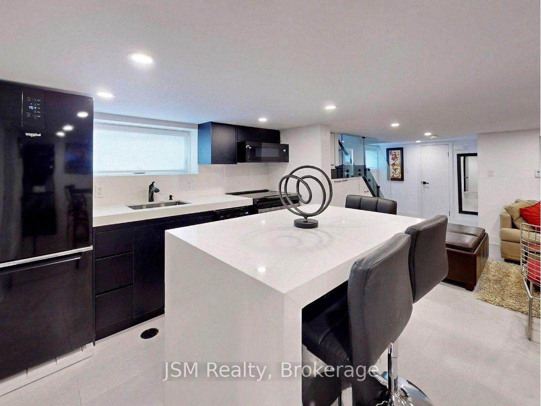 Photo 5 of Unit Lower, 26 Rogers Road S, Toronto, Oakwood Village — HOMEH