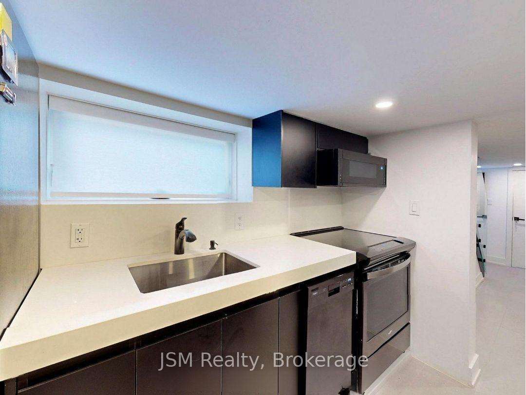 Photo 7 of Unit Lower, 26 Rogers Road S, Toronto, Oakwood Village — HOMEH