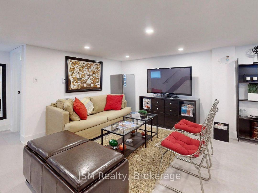 Photo 11 of Unit Lower, 26 Rogers Road S, Toronto, Oakwood Village — HOMEH