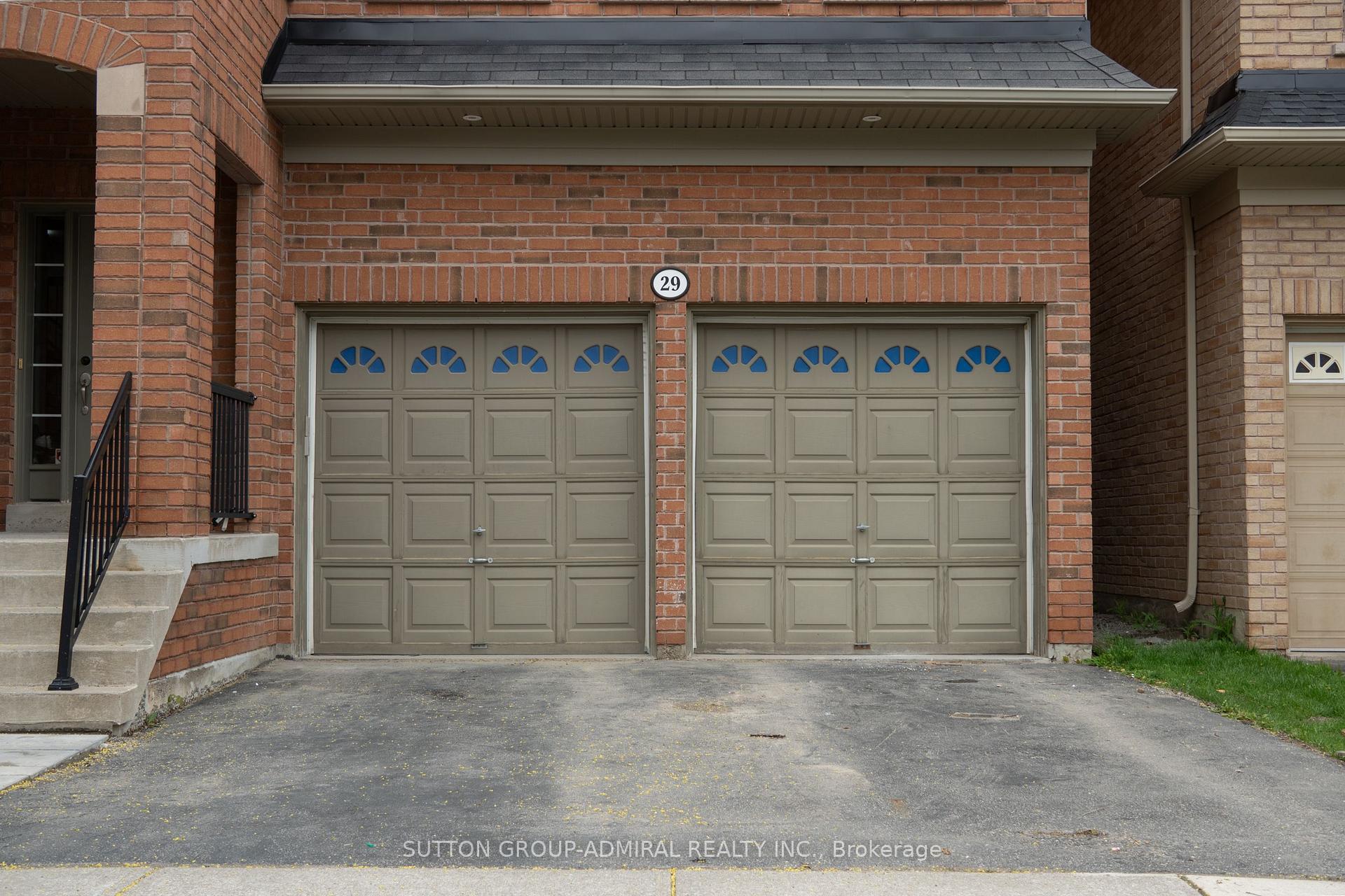 Photo 2 of Unit BSMT, 29 Wendelyn Drive, Richmond Hill, Jefferson — HOMEH