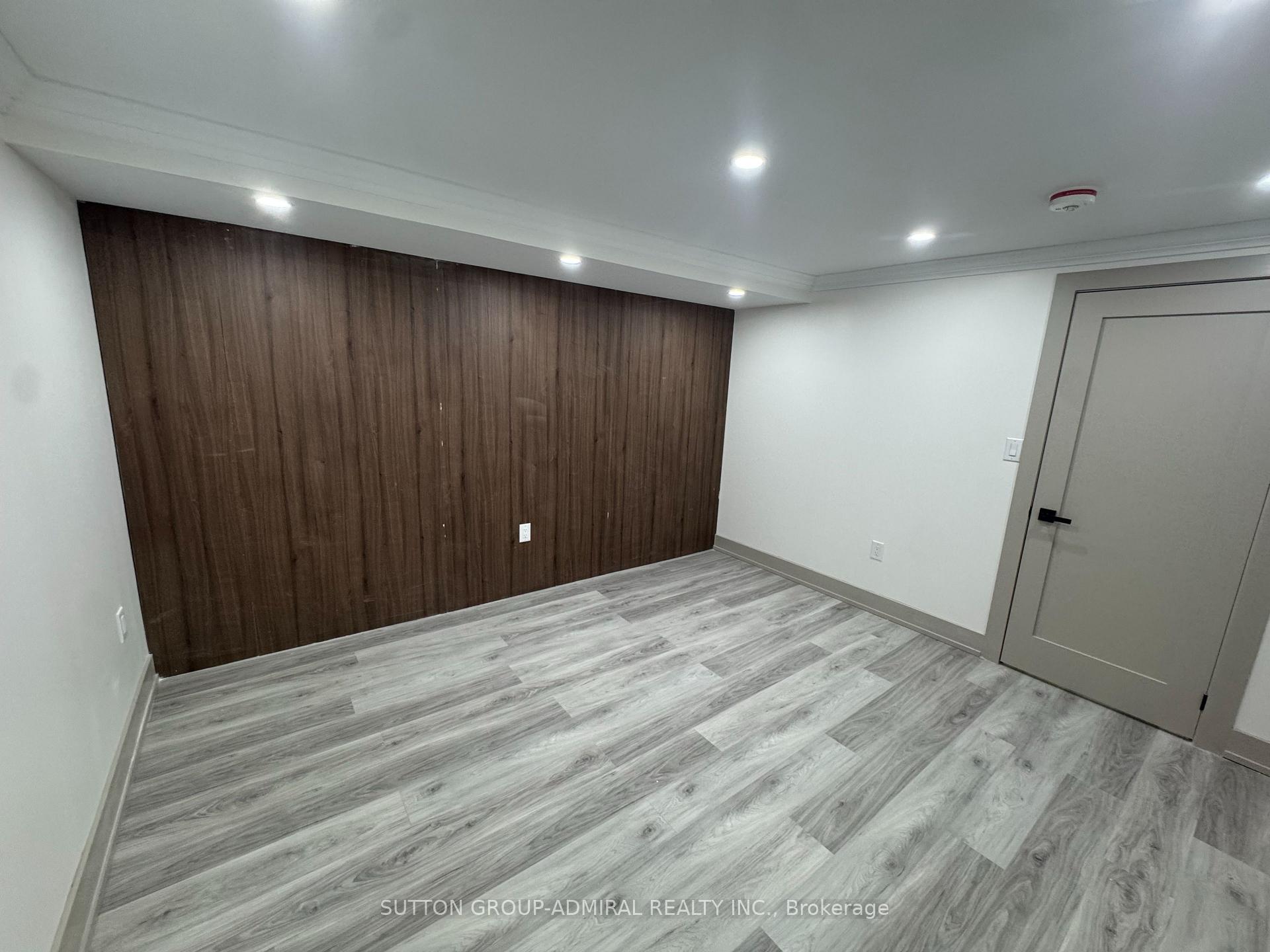 Photo 12 of Unit BSMT, 29 Wendelyn Drive, Richmond Hill, Jefferson — HOMEH