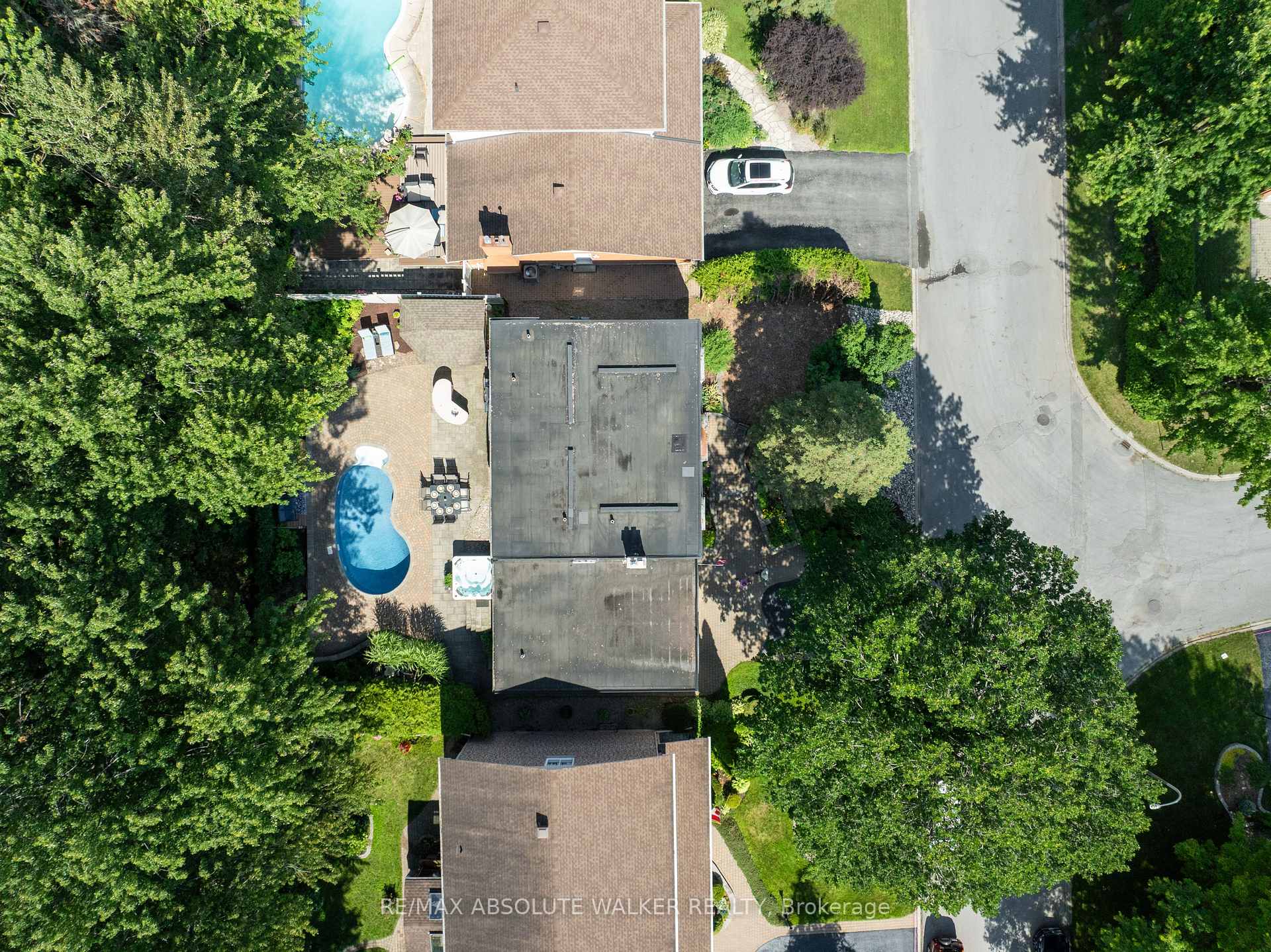 Photo 42 of 535 Buchanan Crescent, Ottawa, Beacon Hill North — HOMEH