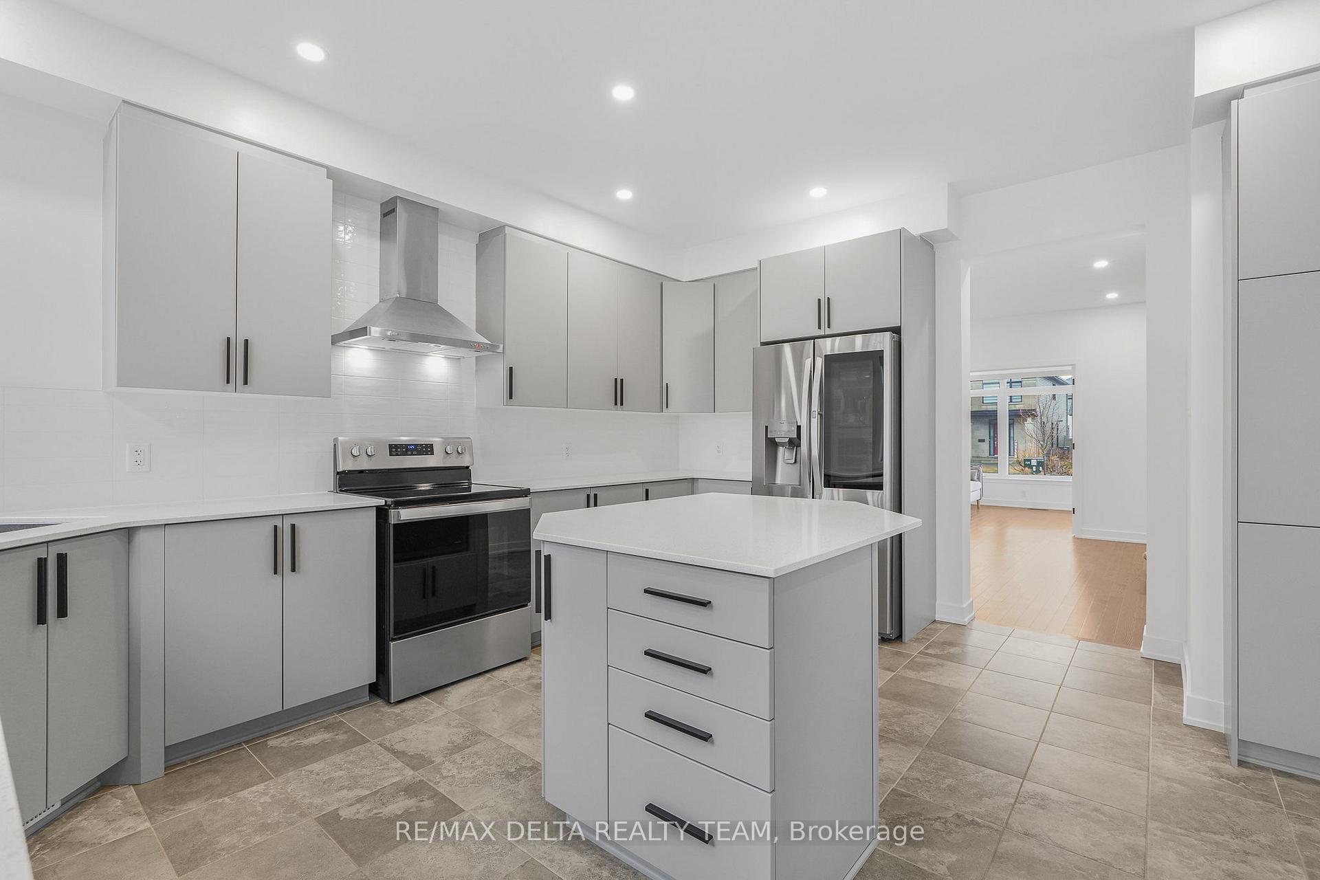 Photo 17 of 39 Angel Heights, Ottawa, Stittsville (South) — HOMEH