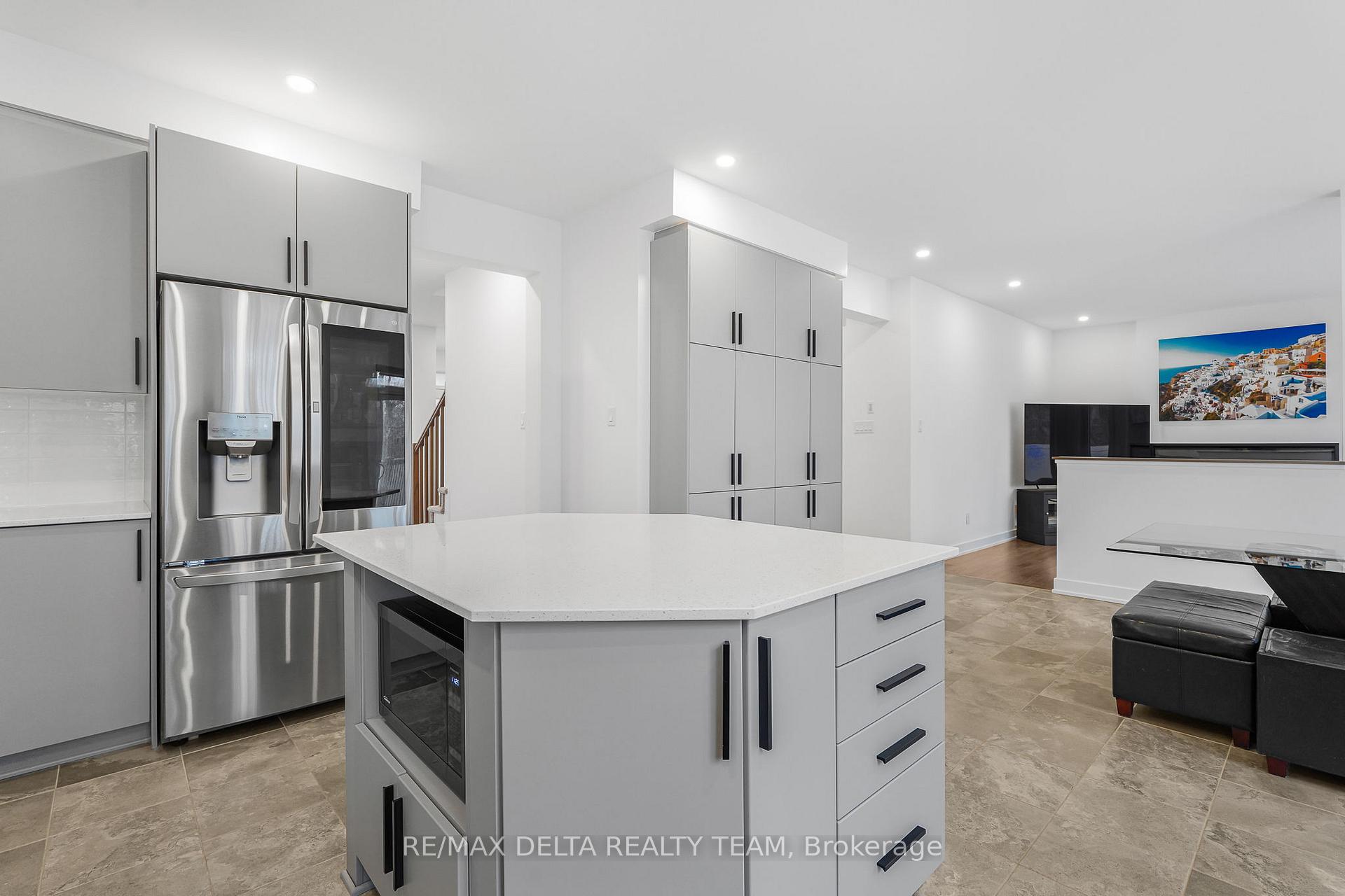 Photo 18 of 39 Angel Heights, Ottawa, Stittsville (South) — HOMEH