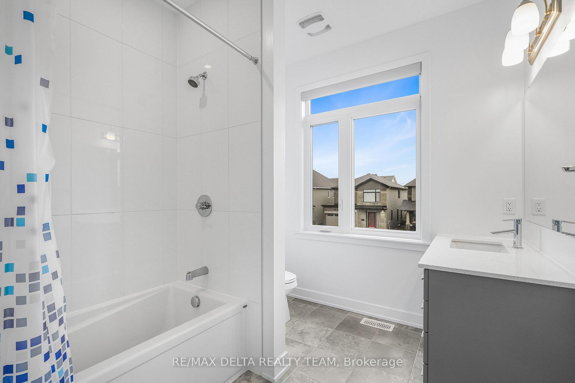 Photo 23 of 39 Angel Heights, Ottawa, Stittsville (South) — HOMEH