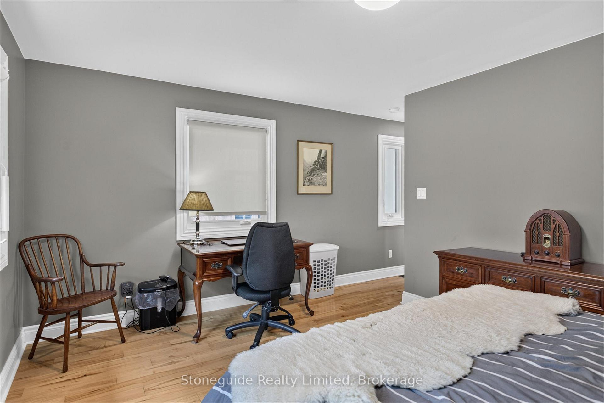 Photo 23 of 702 Walkerfield Avenue, Peterborough, Town Ward 3 — HOMEH