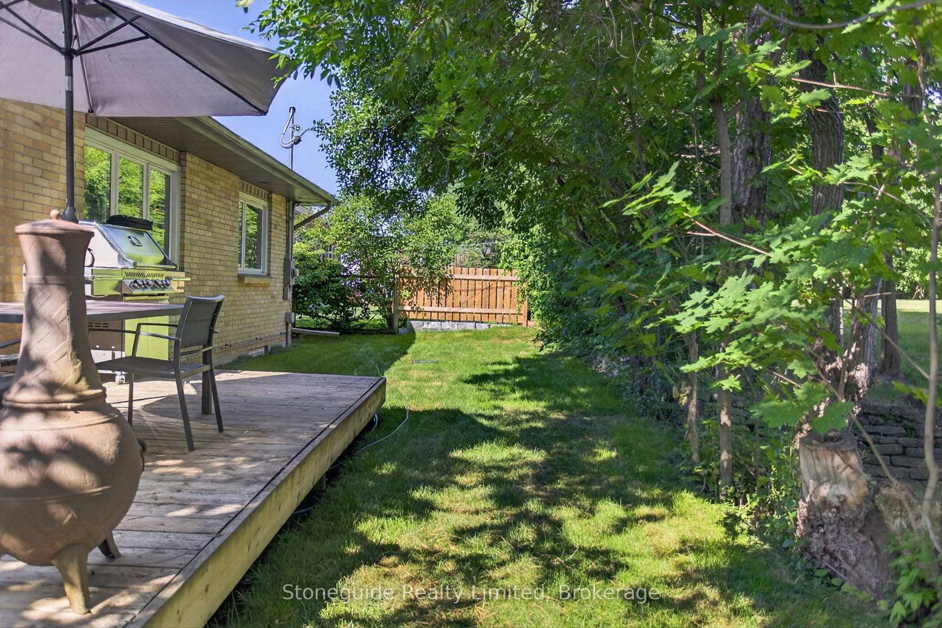 Photo 45 of 702 Walkerfield Avenue, Peterborough, Town Ward 3 — HOMEH