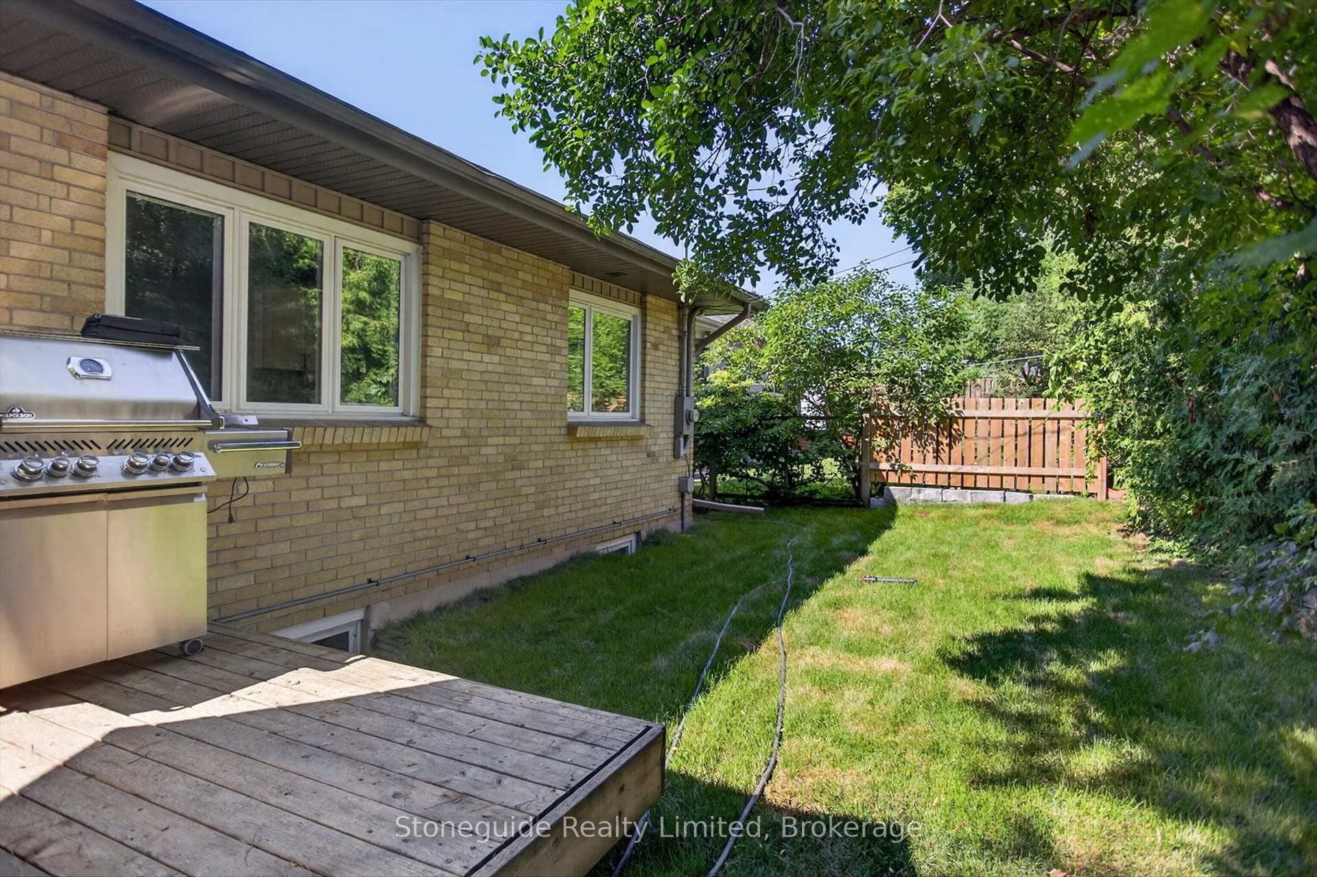 Photo 47 of 702 Walkerfield Avenue, Peterborough, Town Ward 3 — HOMEH