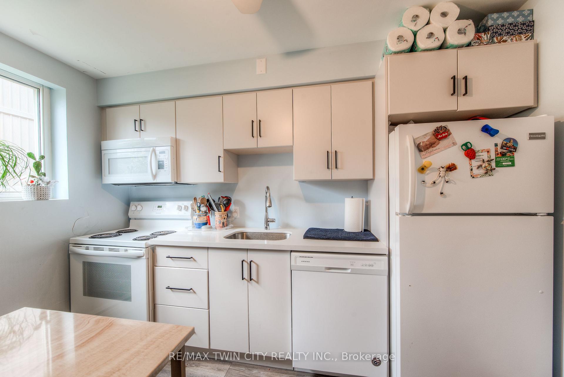 Photo 8 of Unit 1, 132 Allen Street E, Waterloo, Uptown Waterloo/North Ward — HOMEH