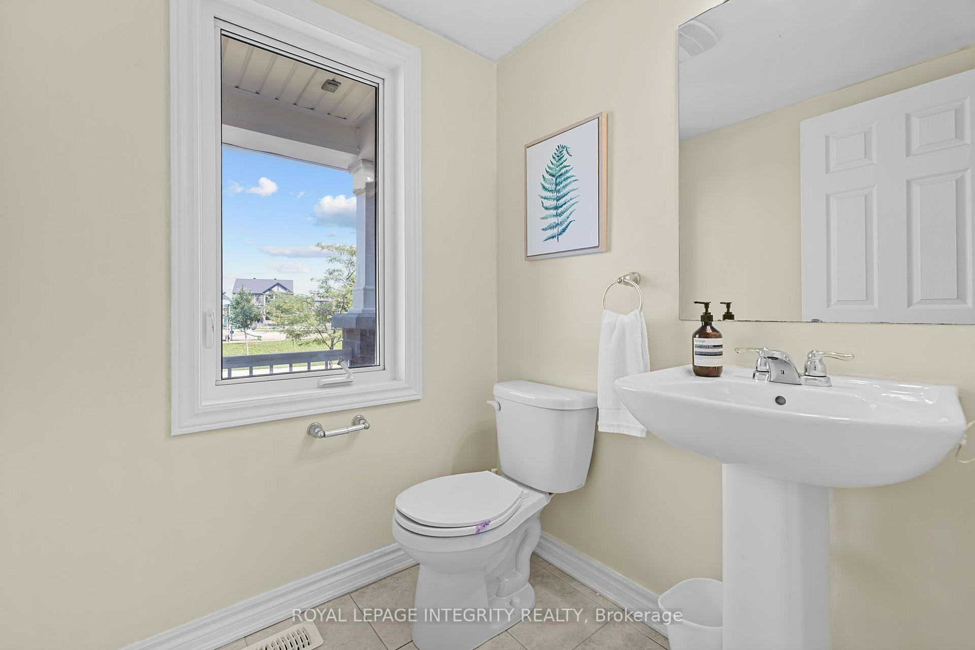 Photo 18 of 1002 Laburnum Walk, Ottawa, Kanata - Emerald Meadows/Trailwest — HOMEH