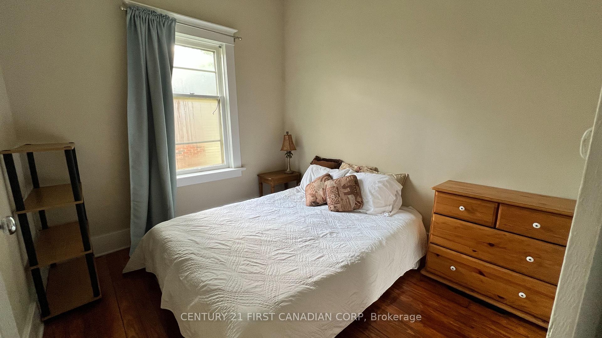 Photo 15 of 52 Becher Street, London, South F — HOMEH