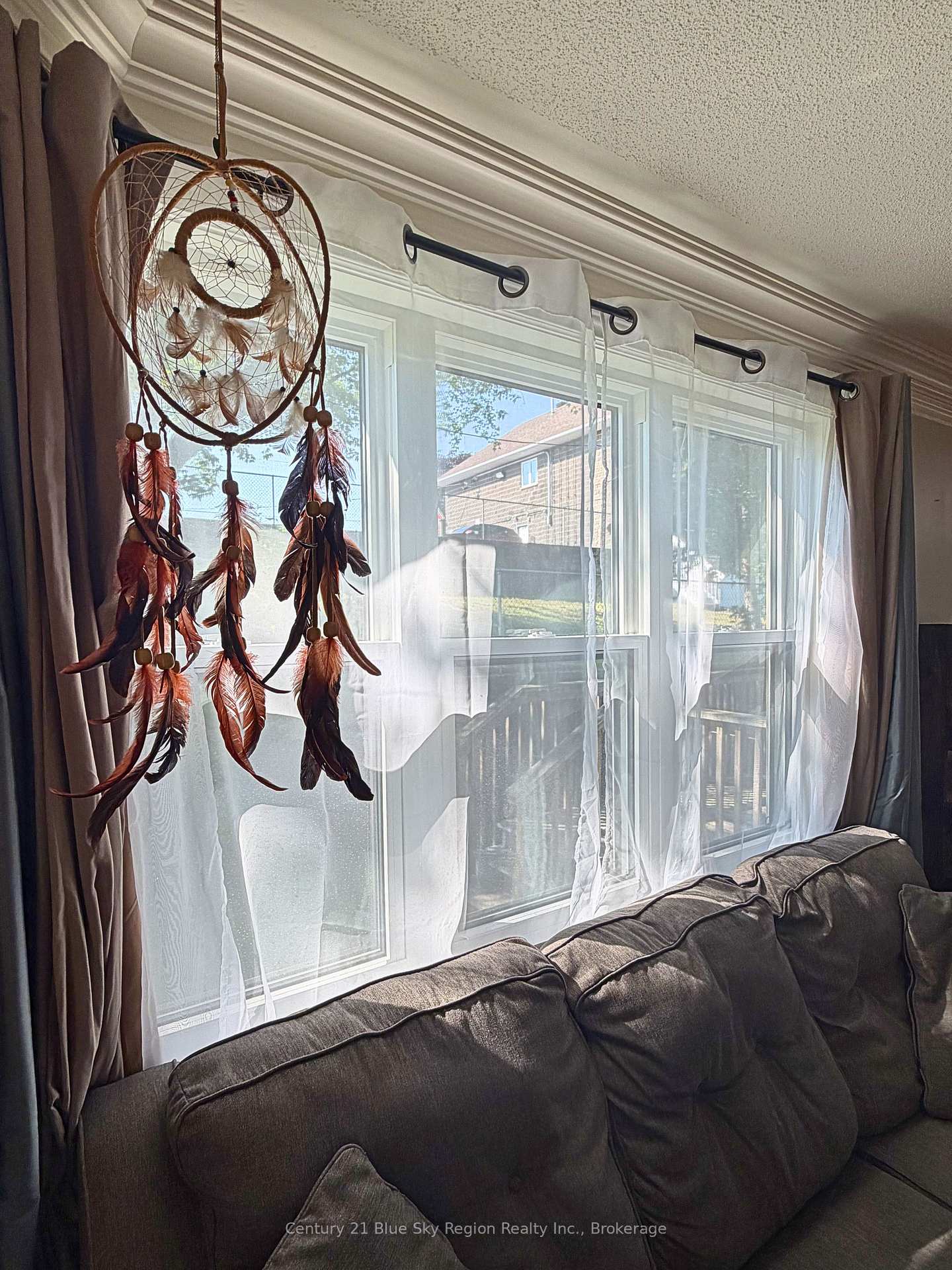 Photo 5 of 459 Hardy Street, North Bay, Central — HOMEH
