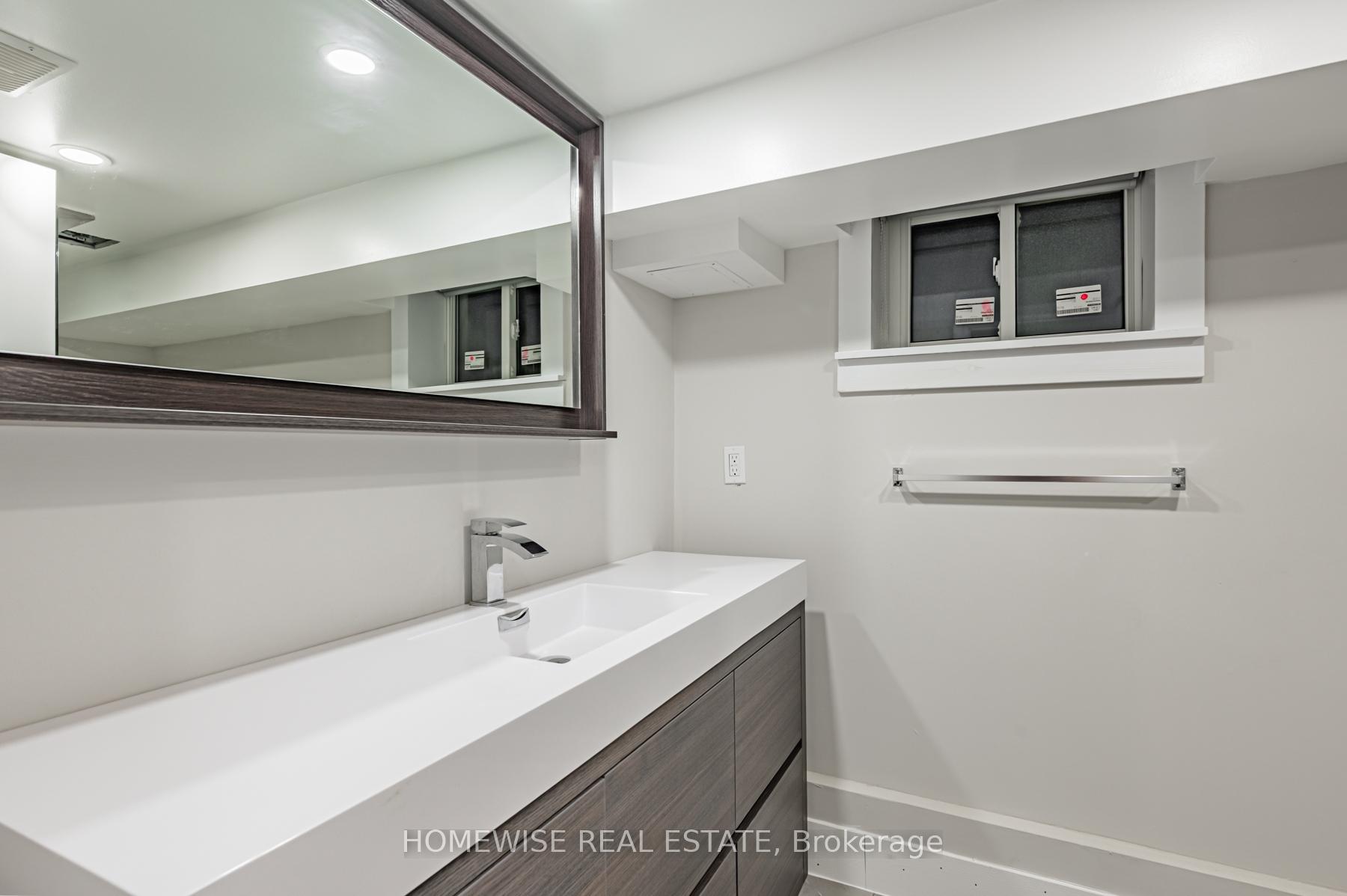 Photo 12 of Unit Lower, 68 Fairleigh Crescent, Toronto, Forest Hill North — HOMEH