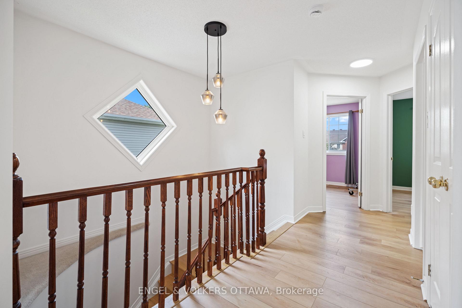 Photo 20 of 18 Cambray Lane, Ottawa, Kanata - Beaverbrook — HOMEH