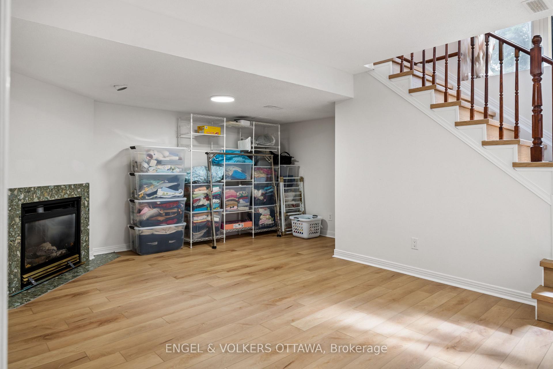 Photo 30 of 18 Cambray Lane, Ottawa, Kanata - Beaverbrook — HOMEH