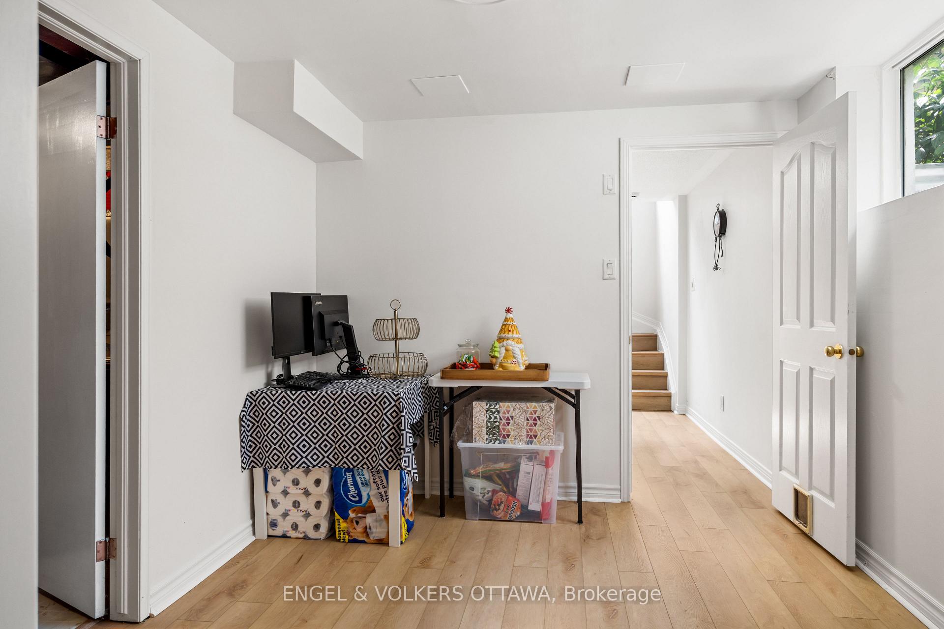 Photo 32 of 18 Cambray Lane, Ottawa, Kanata - Beaverbrook — HOMEH